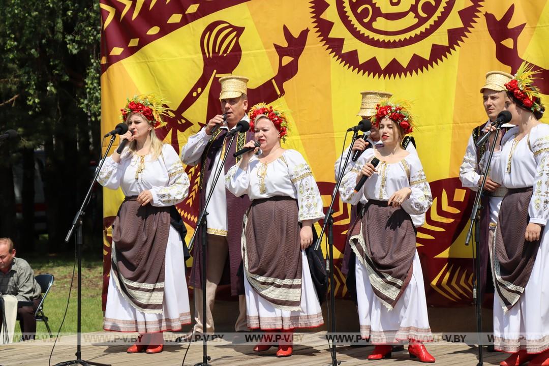 З самабытнай культурай Палескага краю пазнаёміў “Фальварак мінулага”