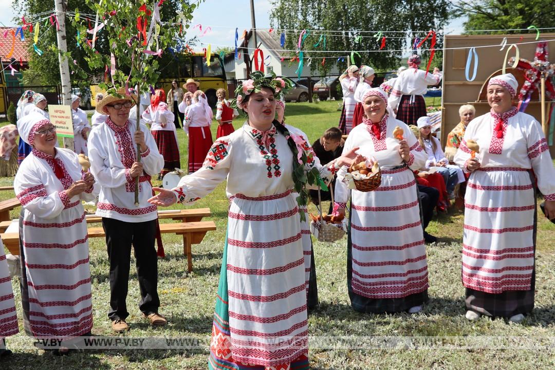 З самабытнай культурай Палескага краю пазнаёміў “Фальварак мінулага”