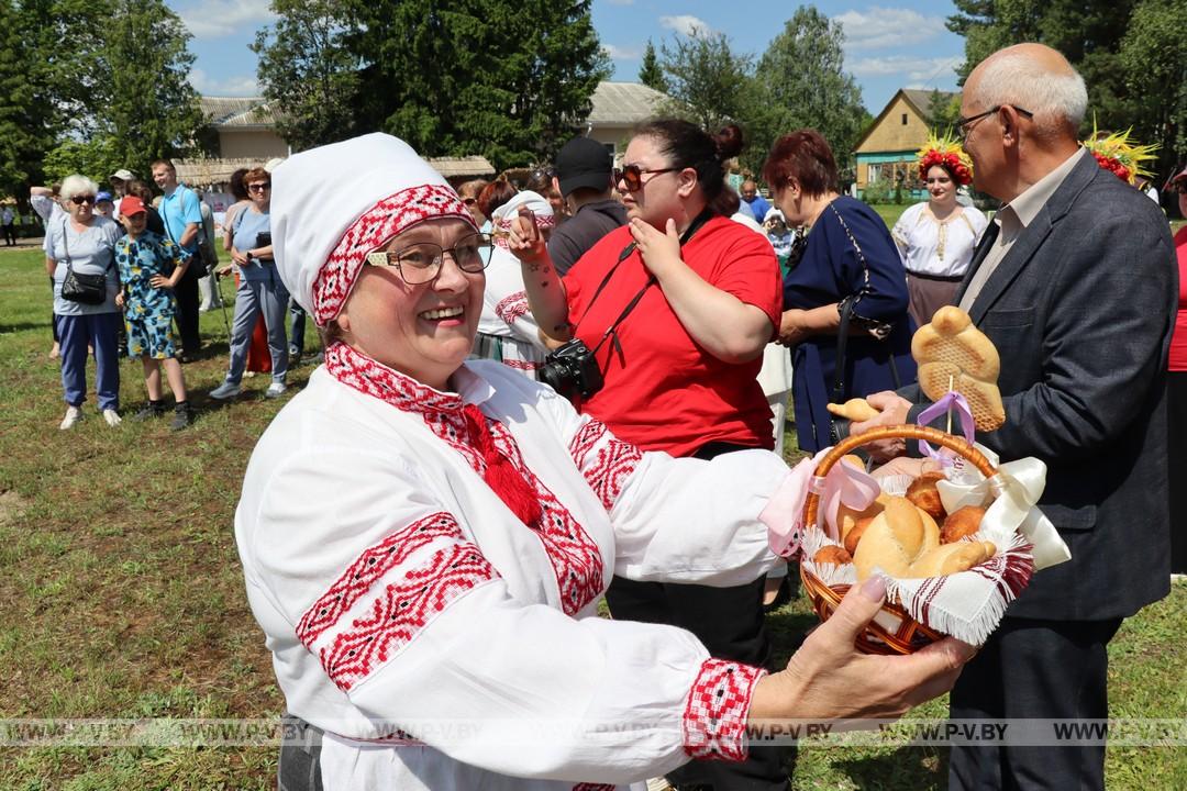 З самабытнай культурай Палескага краю пазнаёміў “Фальварак мінулага”