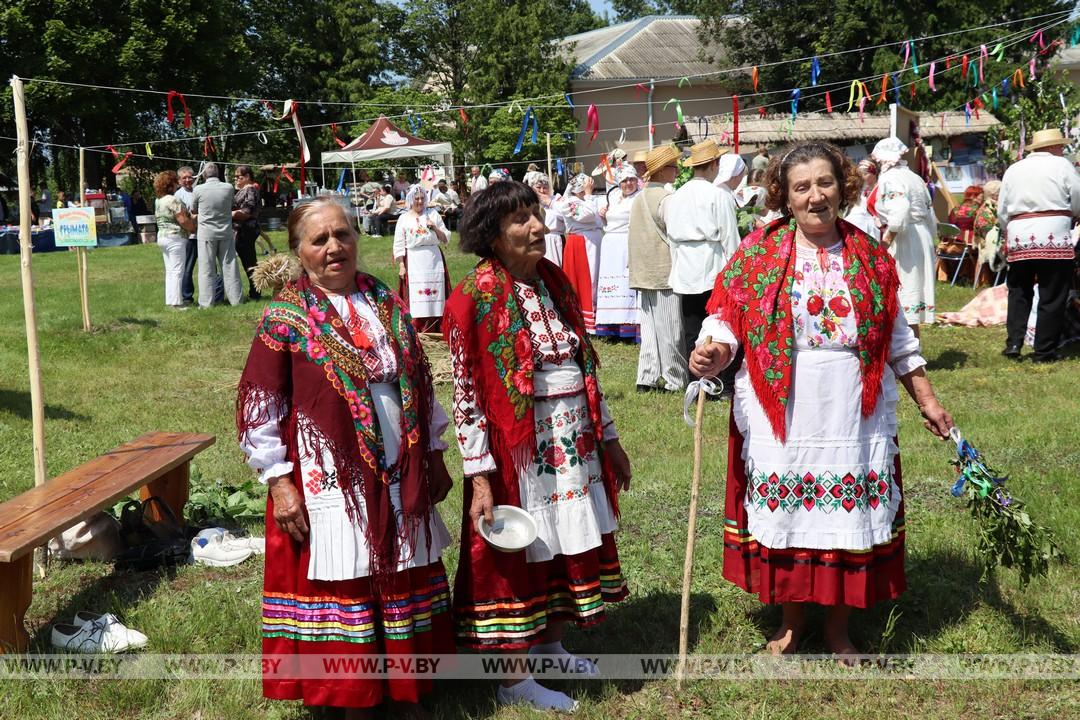 З самабытнай культурай Палескага краю пазнаёміў “Фальварак мінулага”