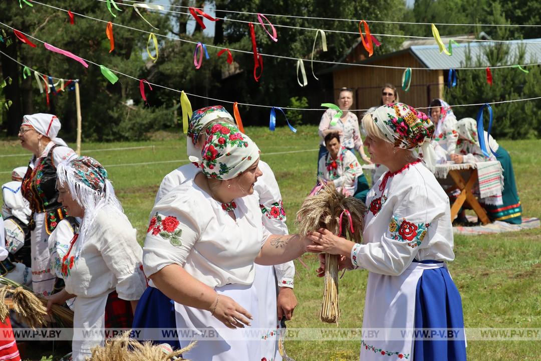 З самабытнай культурай Палескага краю пазнаёміў “Фальварак мінулага”