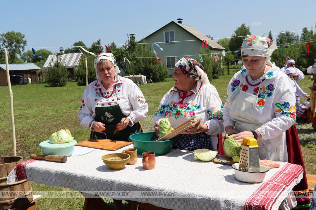 З самабытнай культурай Палескага краю пазнаёміў “Фальварак мінулага”