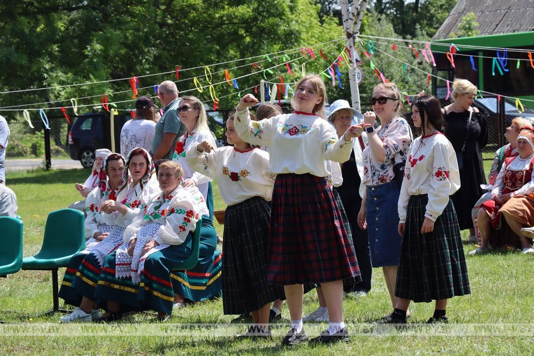 З самабытнай культурай Палескага краю пазнаёміў “Фальварак мінулага”