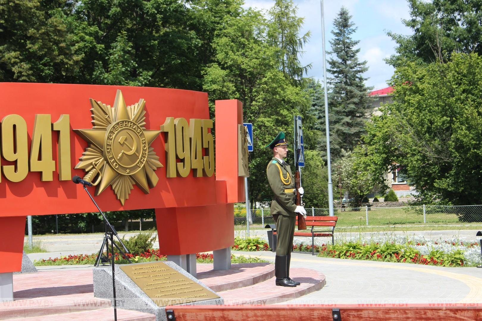 Пинский район принял эстафету проекта «Флаг Победы»