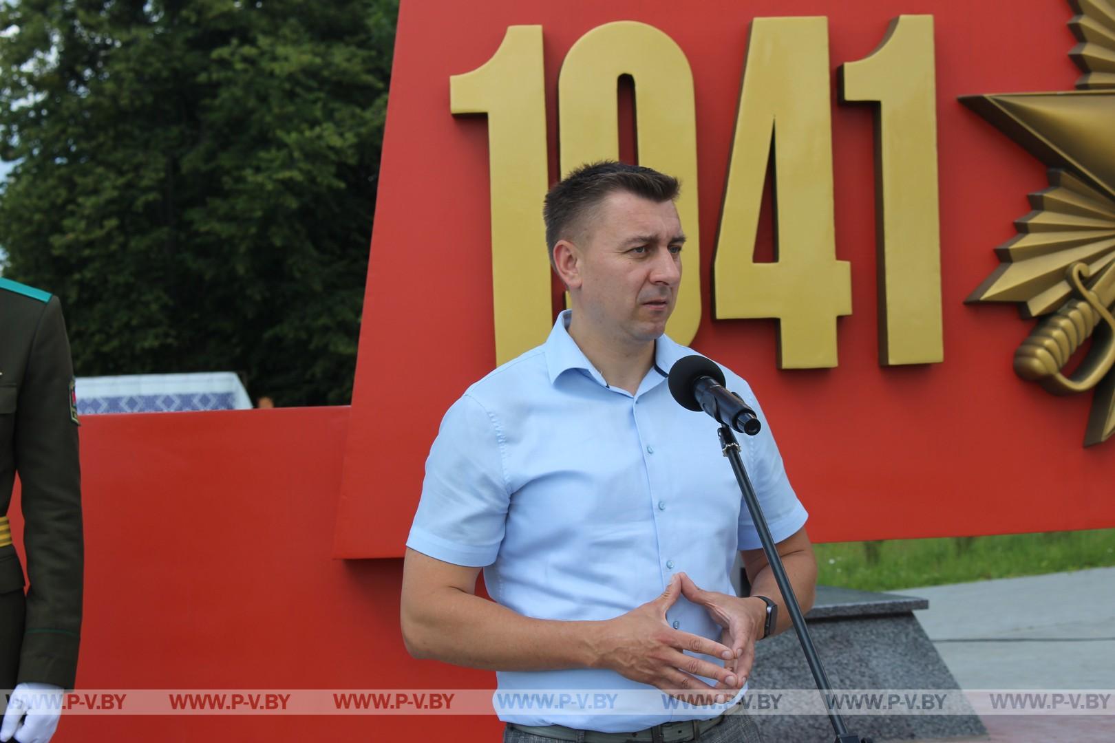 Пинский район принял эстафету проекта «Флаг Победы»