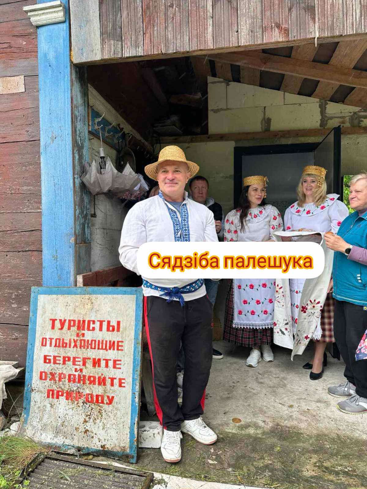 В путешествие по родному краю отправились педагоги