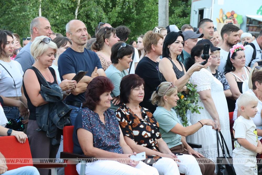 Ставок собрал друзей на Купалье