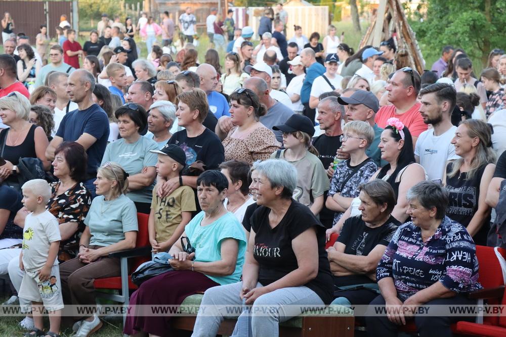 Ставок собрал друзей на Купалье