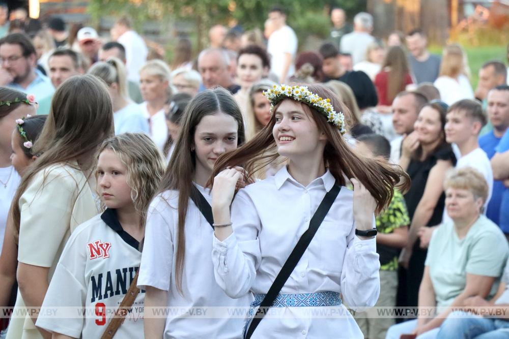 Ставок собрал друзей на Купалье