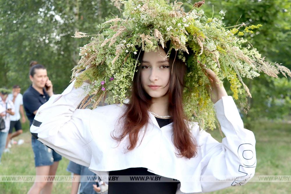 Ставок собрал друзей на Купалье