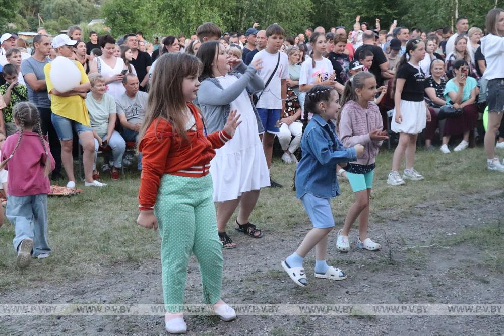 Ставок собрал друзей на Купалье