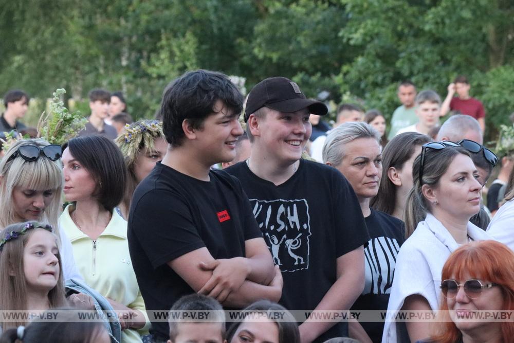Ставок собрал друзей на Купалье