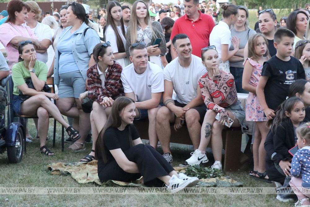 Ставок собрал друзей на Купалье