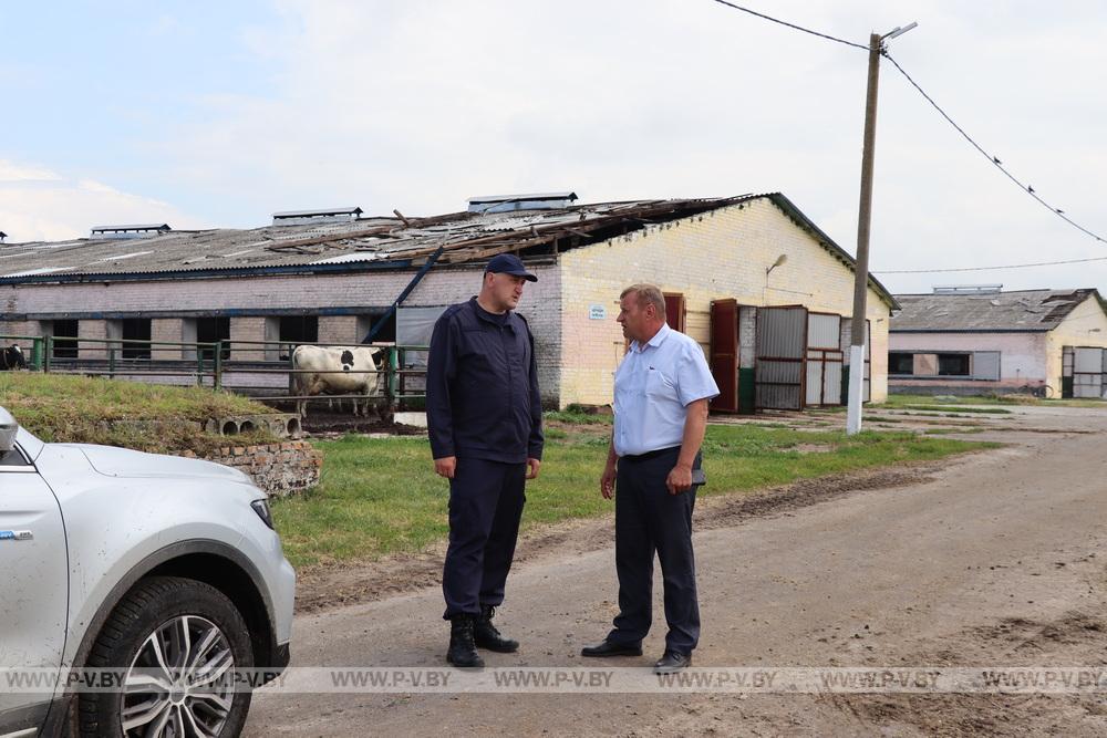 Помощник Президента Александр Ломский посетил Пинщину, пострадавшую от сильной грозы