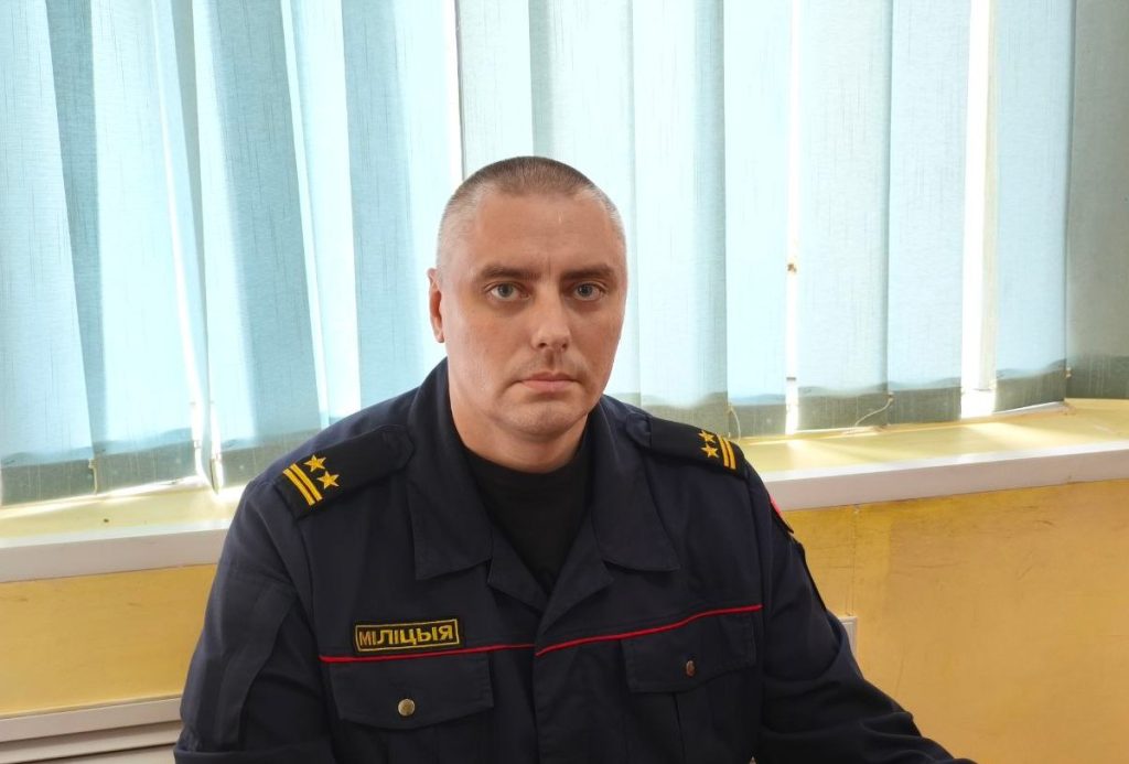 В Пинске подопечные милиции помогают благоустраивать город