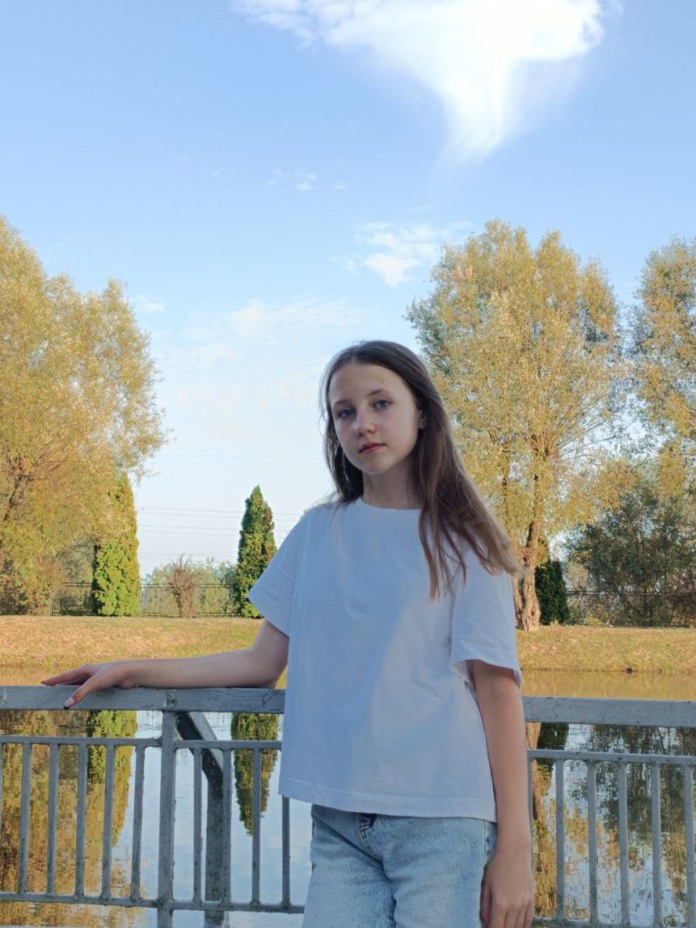 Ученица Высоковской школы победила в конкурсе и приглашена в «Артек»