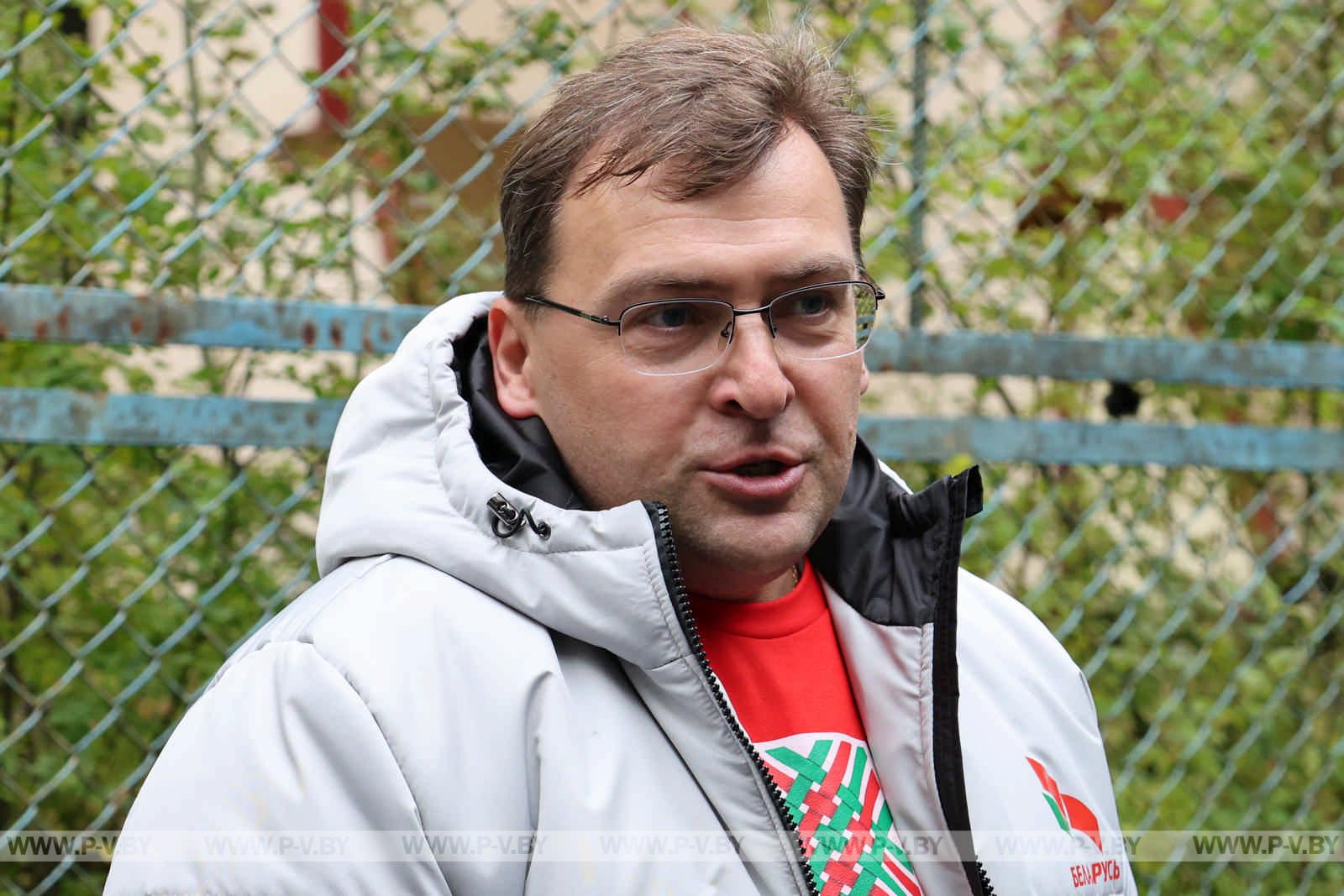 «Полешуки» и «Пинчуки» очаровали областной туристический слёт