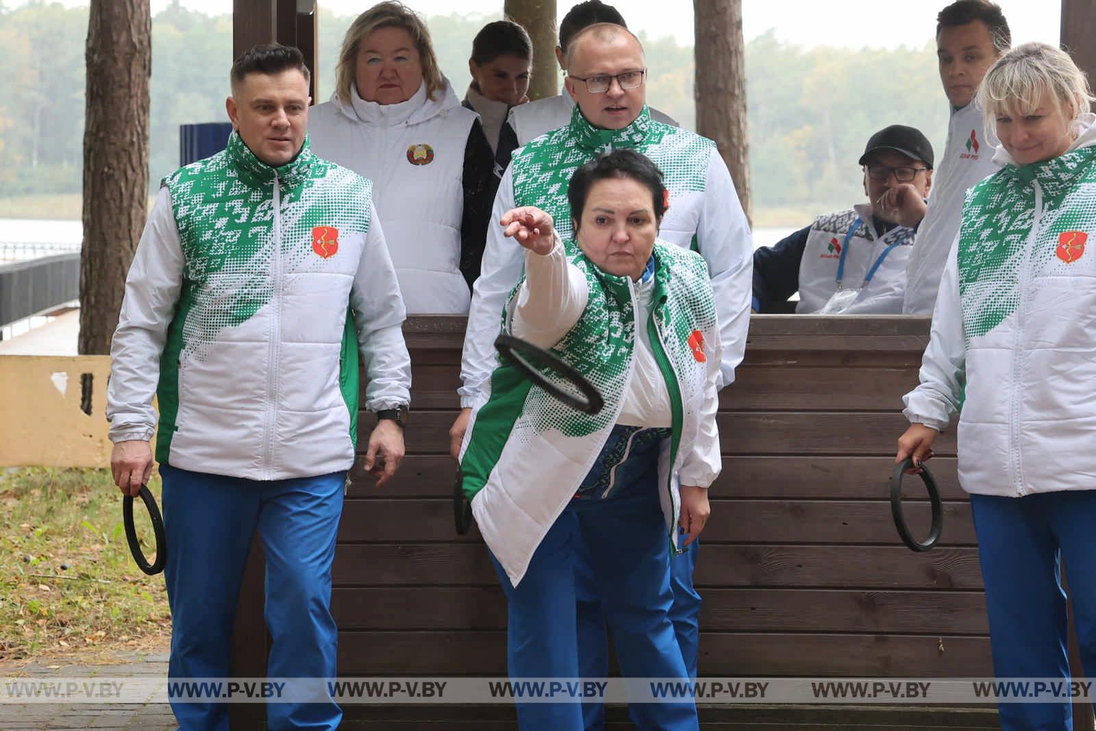 «Полешуки» и «Пинчуки» очаровали областной туристический слёт