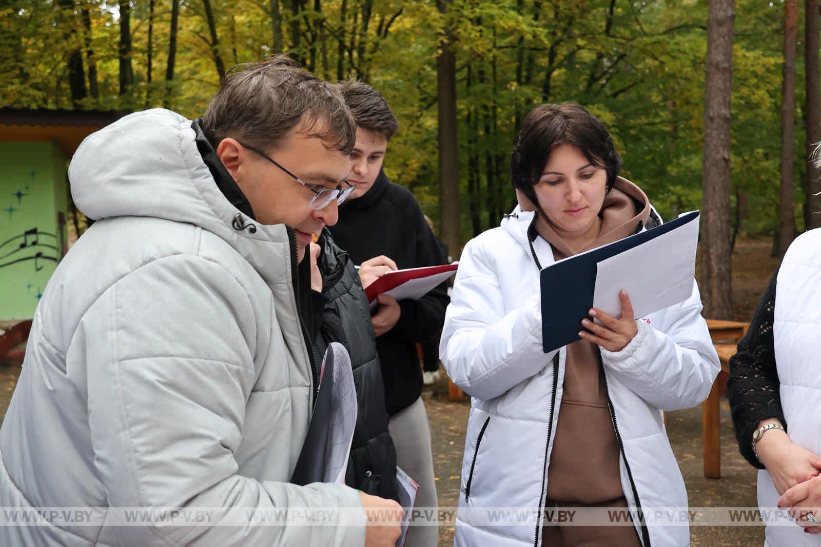«Полешуки» и «Пинчуки» очаровали областной туристический слёт