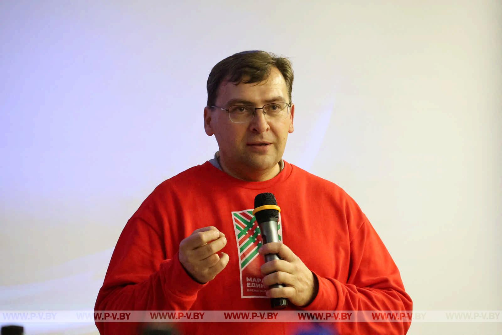 «Полешуки» и «Пинчуки» очаровали областной туристический слёт