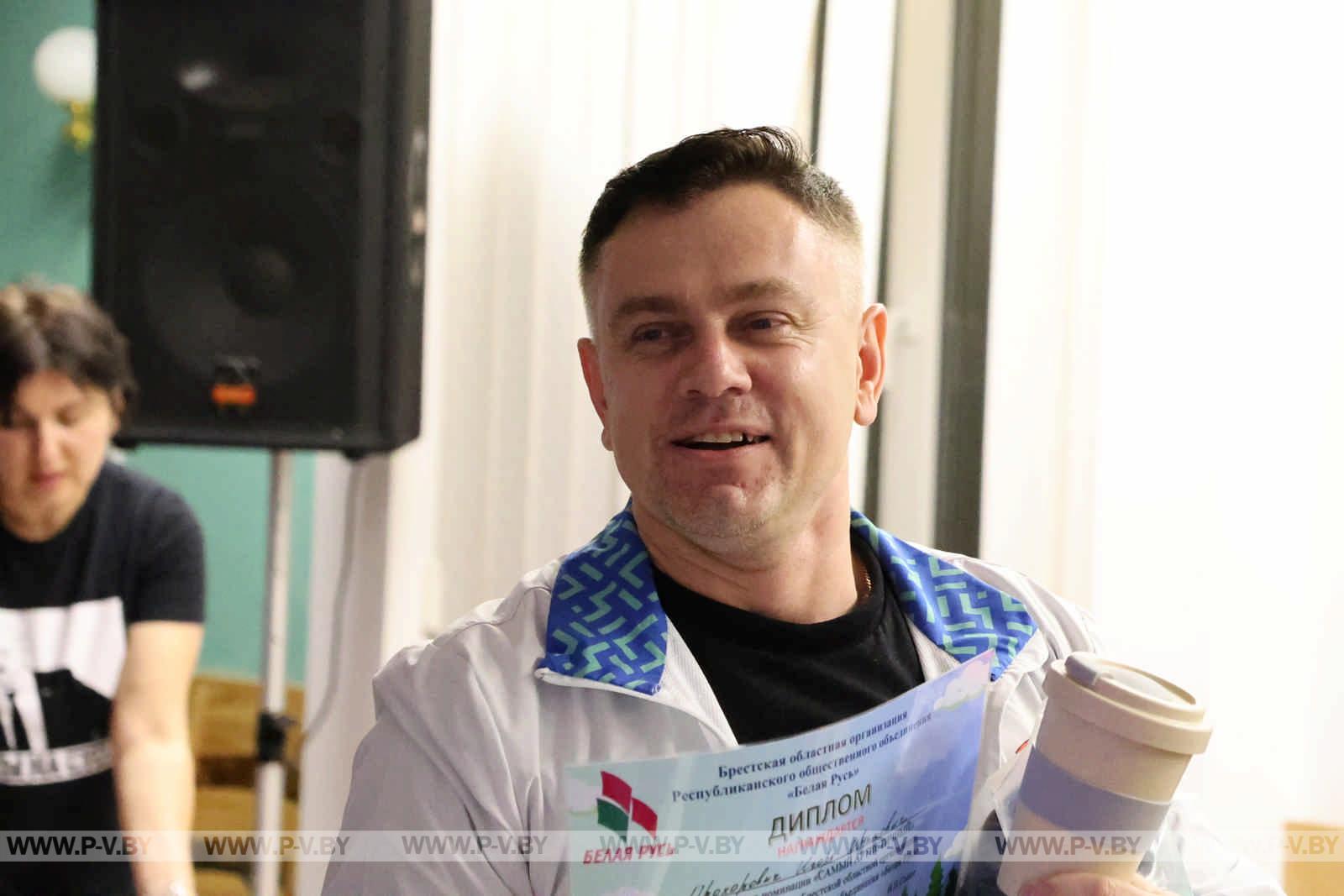 «Полешуки» и «Пинчуки» очаровали областной туристический слёт