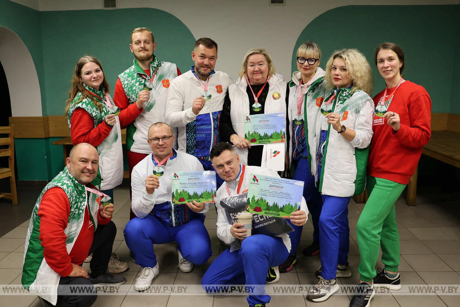 «Полешуки» и «Пинчуки» очаровали областной туристический слёт