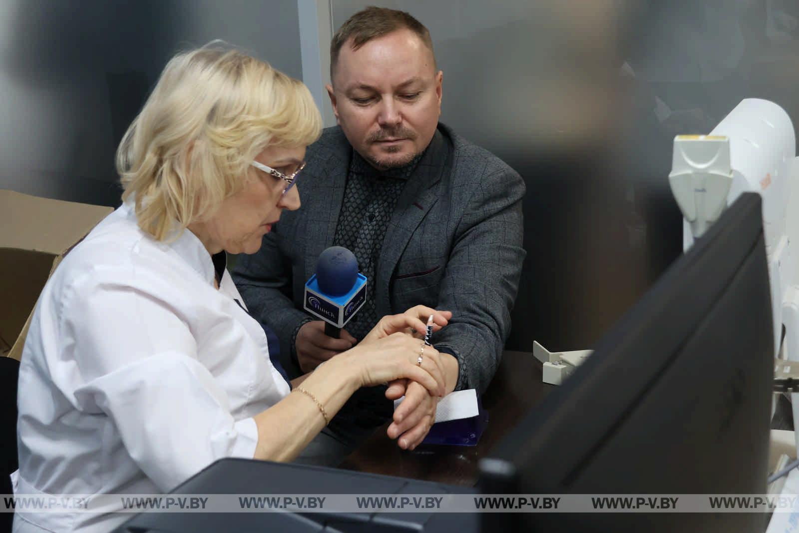 Не обращаясь в поликлинику, могли сделать ЭКГ, биохимический анализ крови, измерить давление