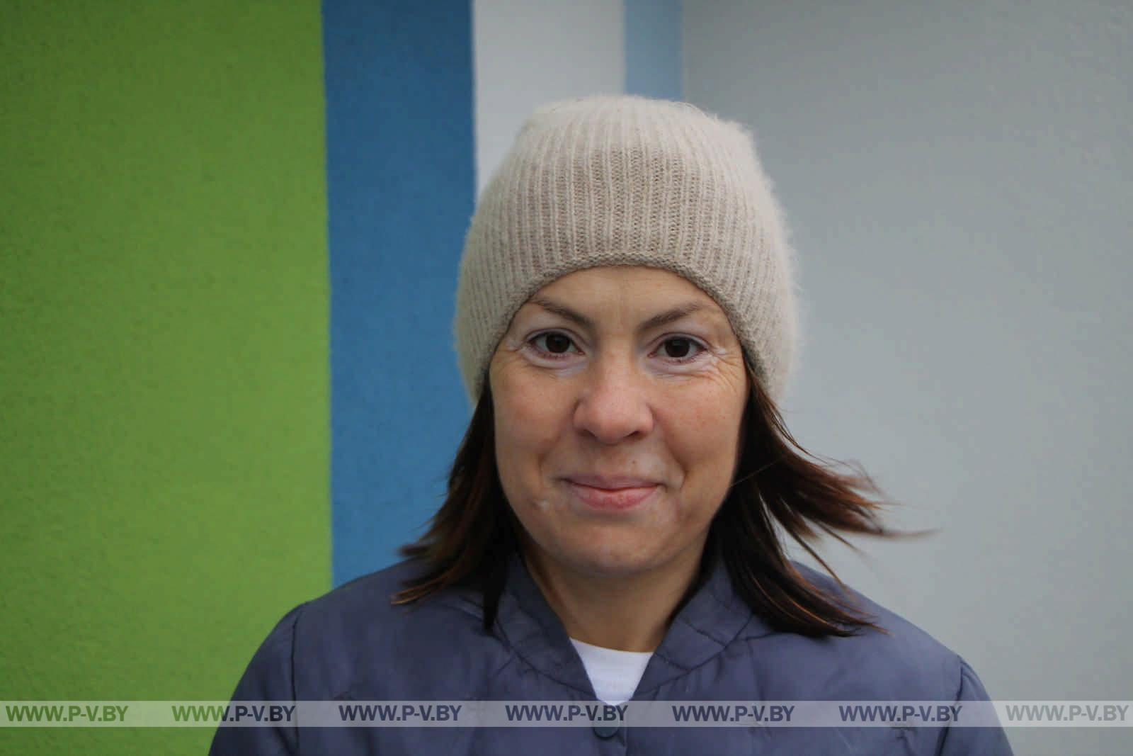 На республиканском субботнике высаживали деревья и убирали территории