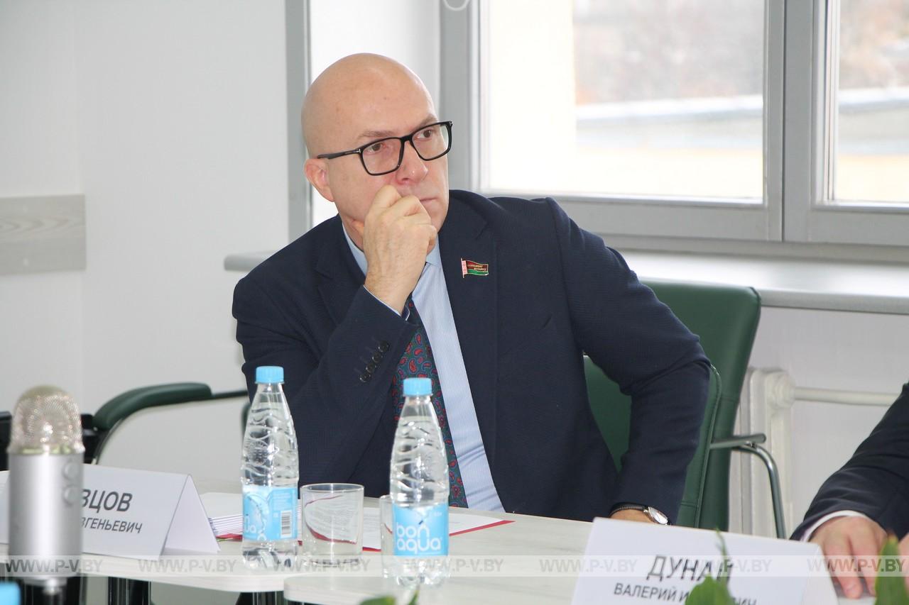 На повестке дня – молодёжная политика и развитие туризма