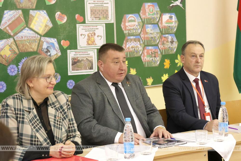 Молодые педагоги вооружились кредо зампреда Пинского райисполкома