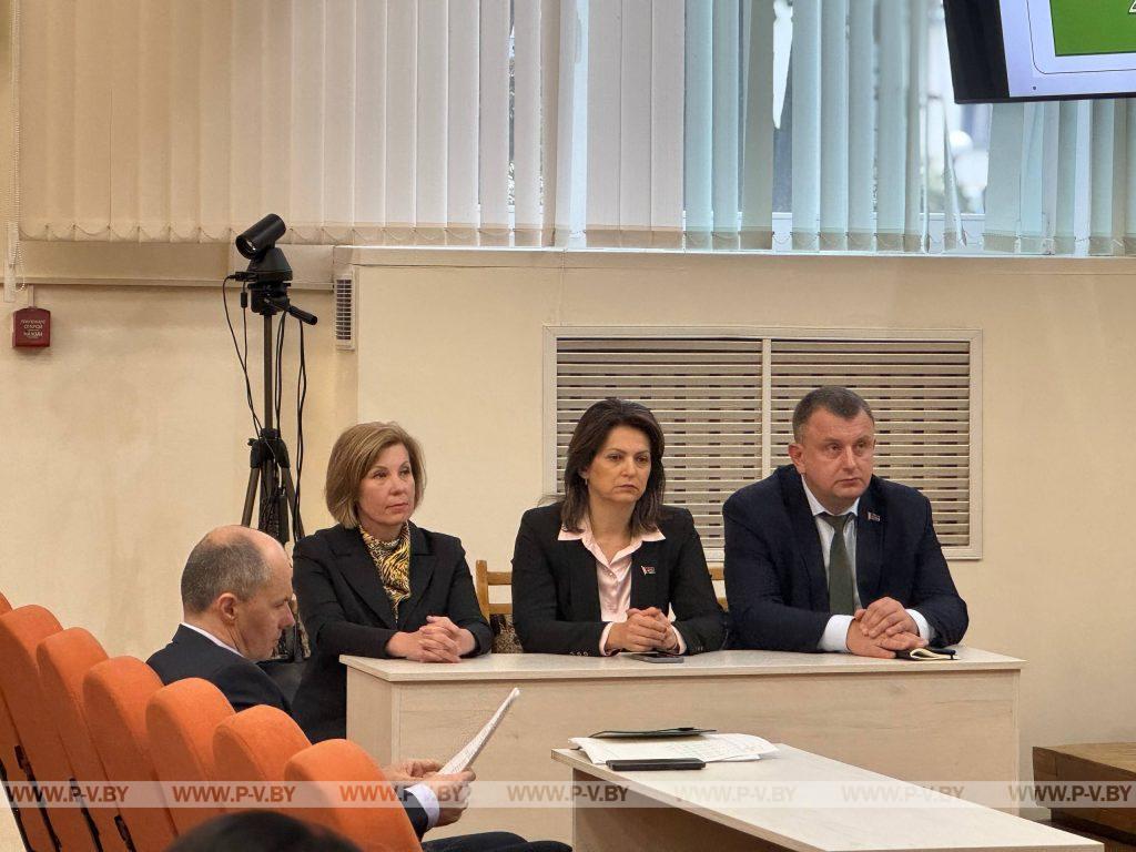 Сессия городского Совета депутатов