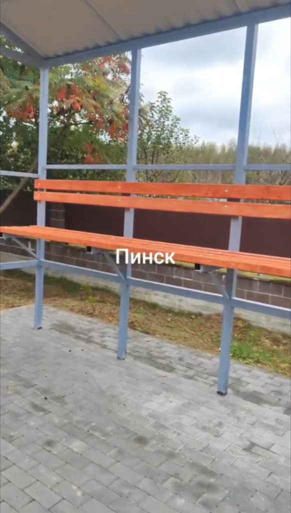 Хайпануть можно и на несмонтированном остановочном павильоне