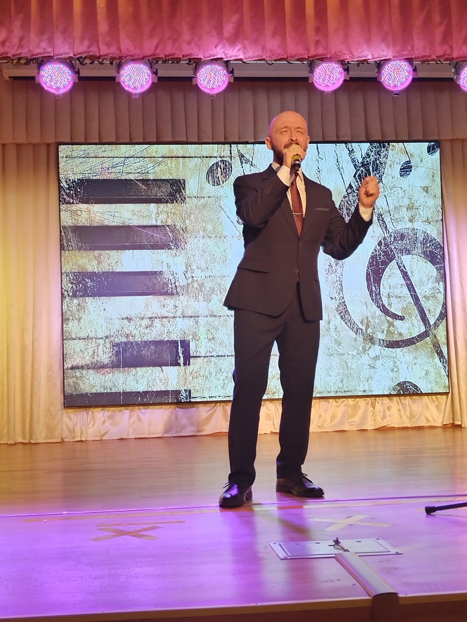 Денис и Наталья Голубевы выступили с концертом в столице