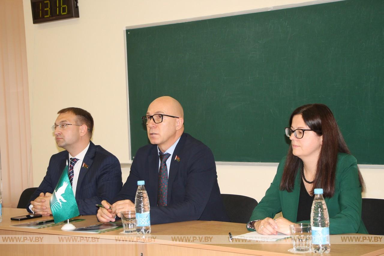 На повестке дня – молодёжная политика и развитие туризма