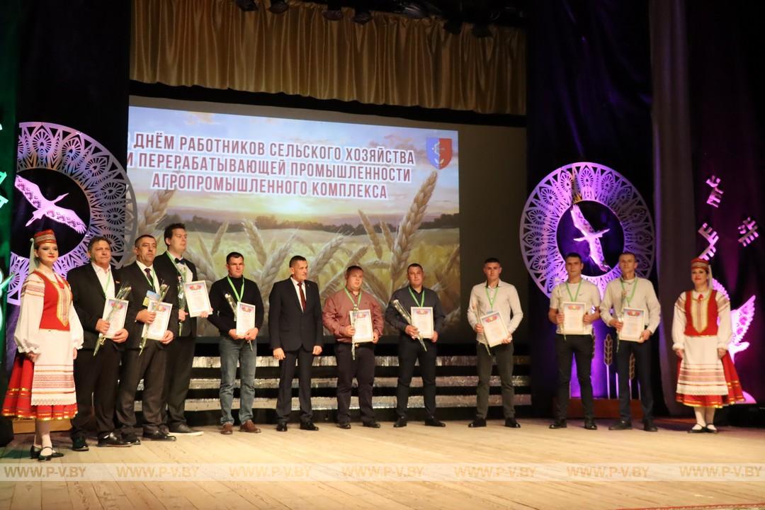 Заслуженные награды тем, кто знает цену хлебу