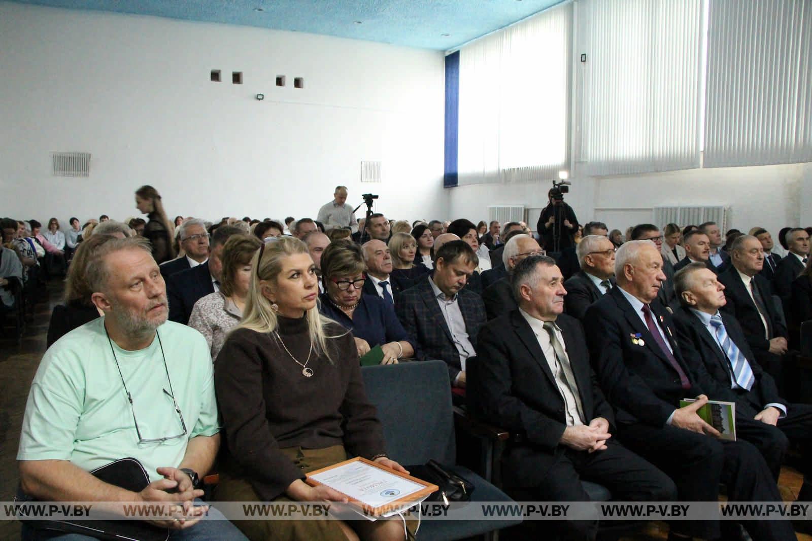 Пинский государственный аграрный технологический колледж отметил 80-летие