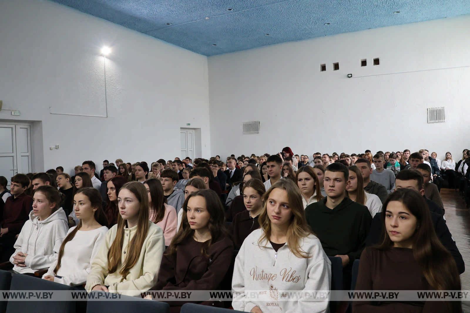 В Пинском аграрном технологическом колледже проходит неделя Витебской ордена «Знак Почета» государственной академии ветеринарной медицины