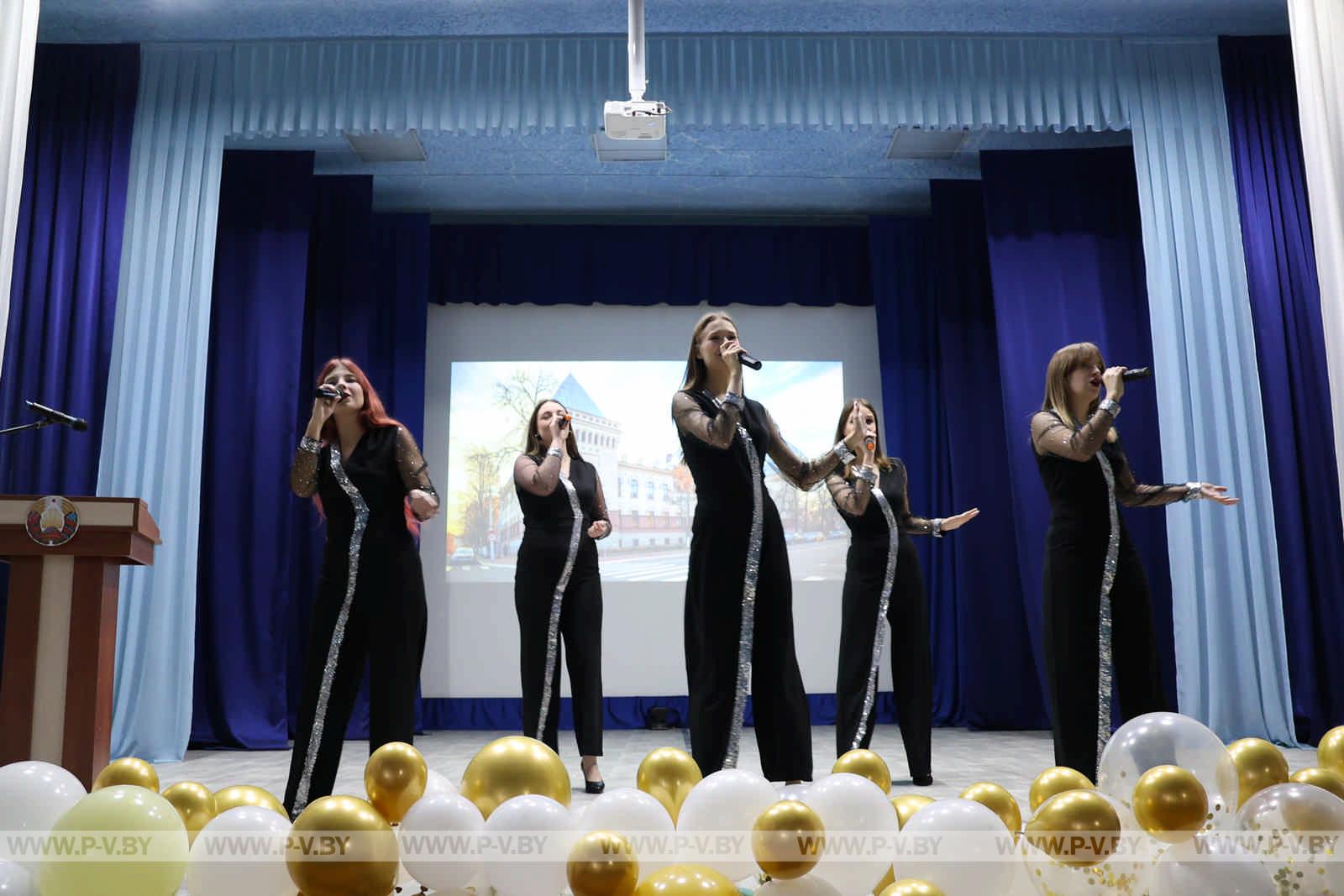 В Пинском аграрном технологическом колледже проходит неделя Витебской ордена «Знак Почета» государственной академии ветеринарной медицины