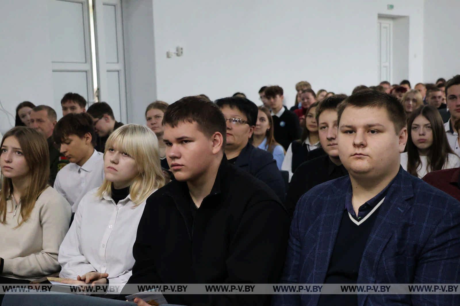 В Пинском аграрном технологическом колледже проходит неделя Витебской ордена «Знак Почета» государственной академии ветеринарной медицины