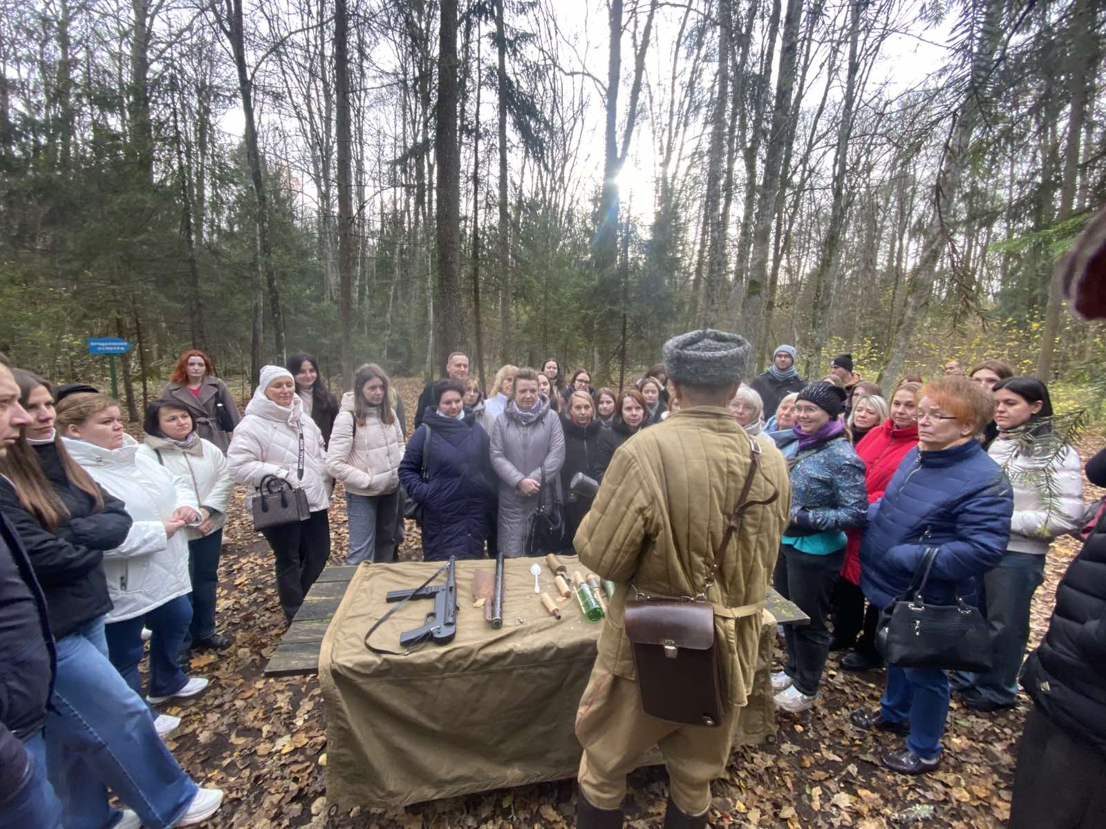 Молодёжь Пинского здравоохранения побывала в музее партизанской славы «Хованщина»