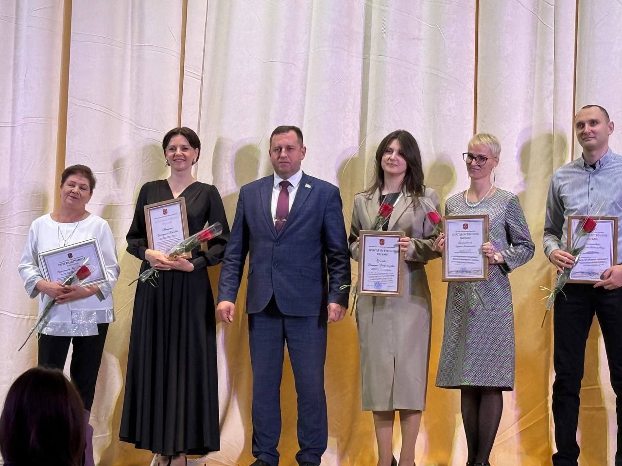 35 лет - Пинскому колледжу искусств