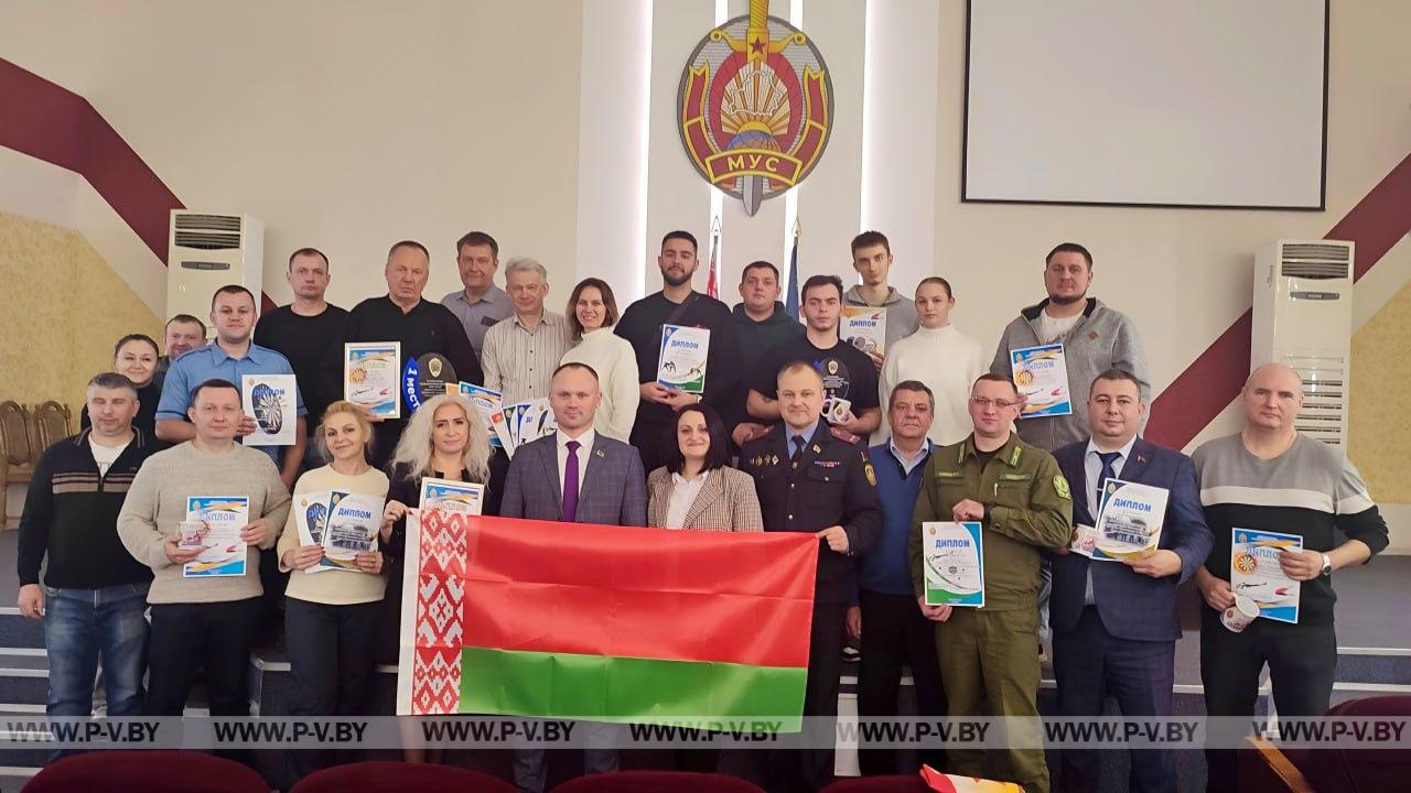 Полный курс за один конкурс: профмастерство продемонстрировали бойцы МООП и дружинники