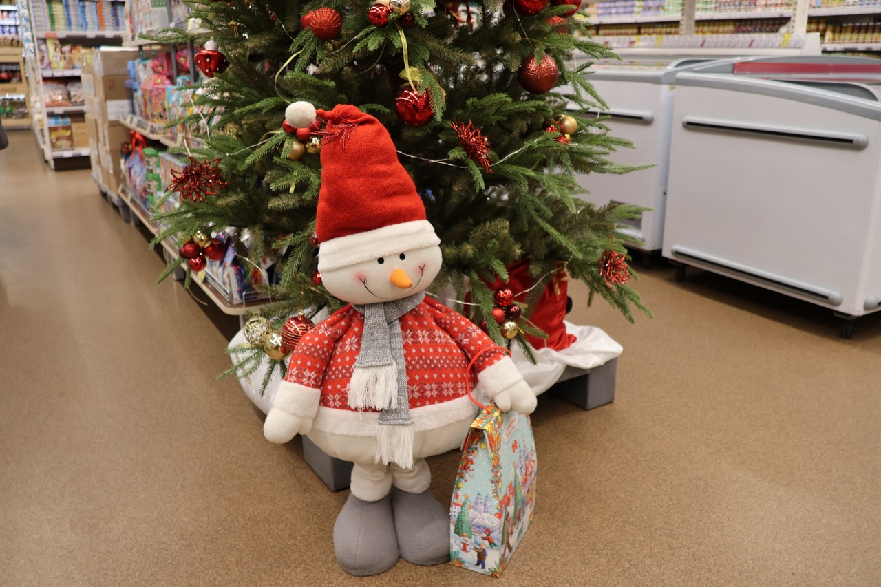 Сколько стоит новогодний стол пинчан?