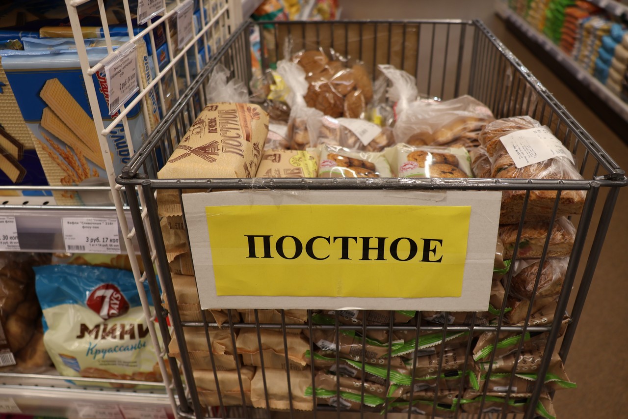 Сколько стоит новогодний стол пинчан?