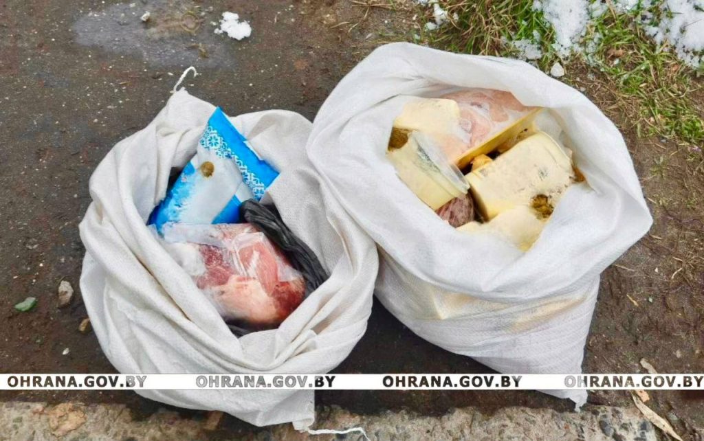 В Пинске сотрудниками охраны при выходе с работы задержана уборщица, которая пыталась незаконно вынести продукты