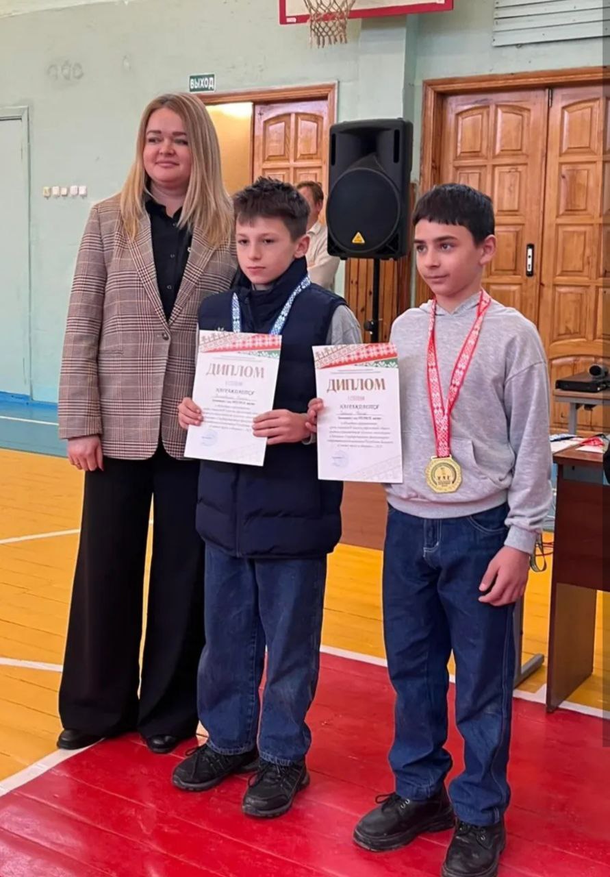 Школьники района в лидерах по зимнему многоборью