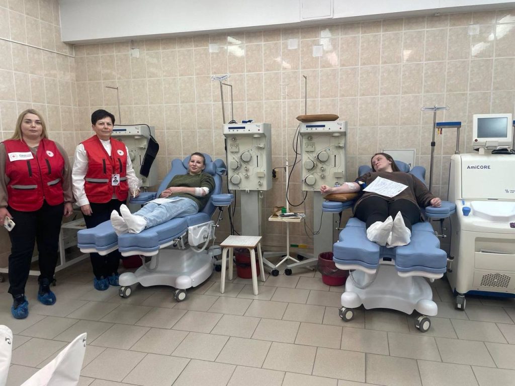 Сила волонтерского сердца: на Пинской станции переливания крови прошла масштабная донорская акция