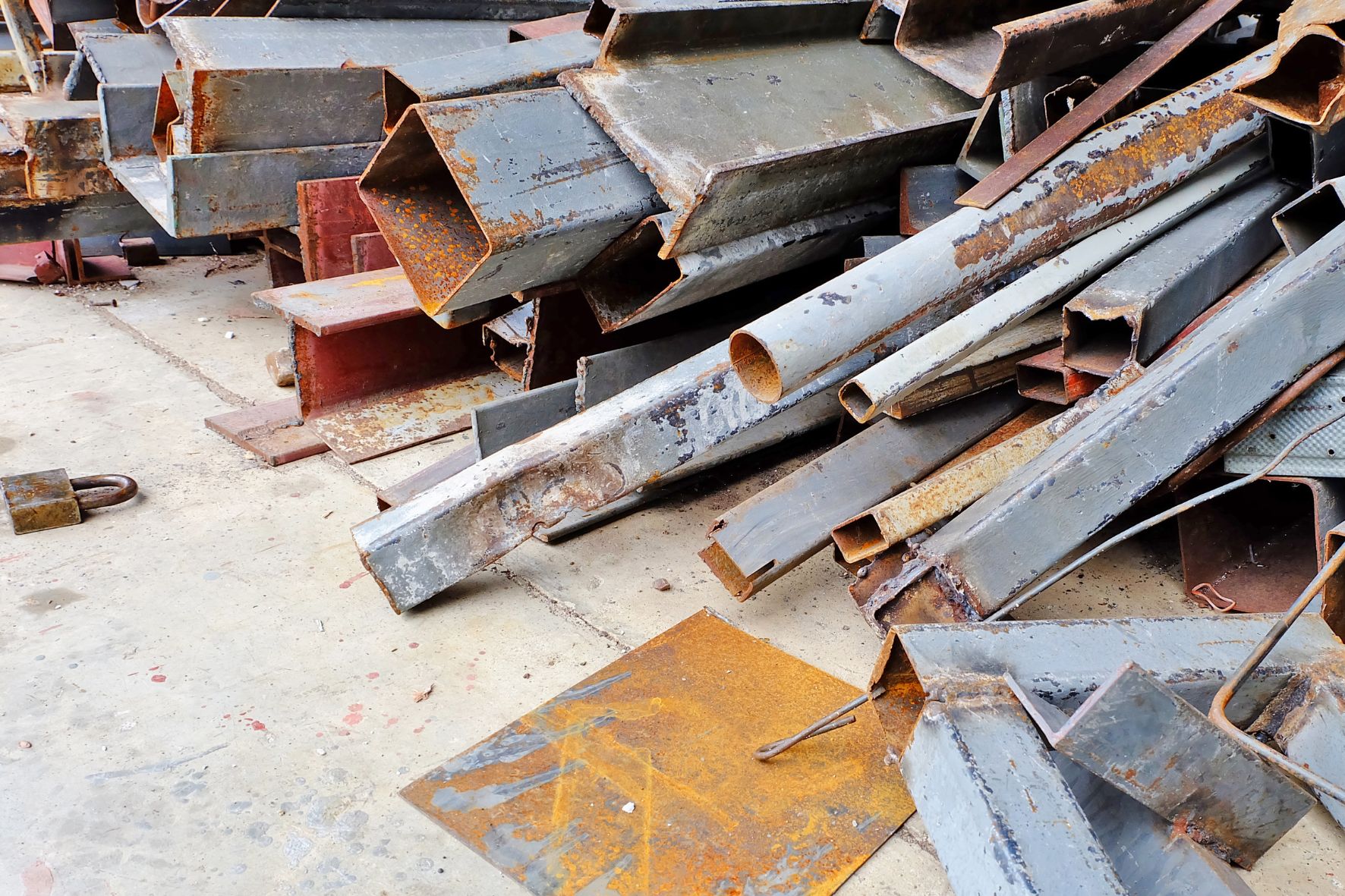 О результатах контроля за соблюдением законодательства об обращении лома и отходов черных металлов