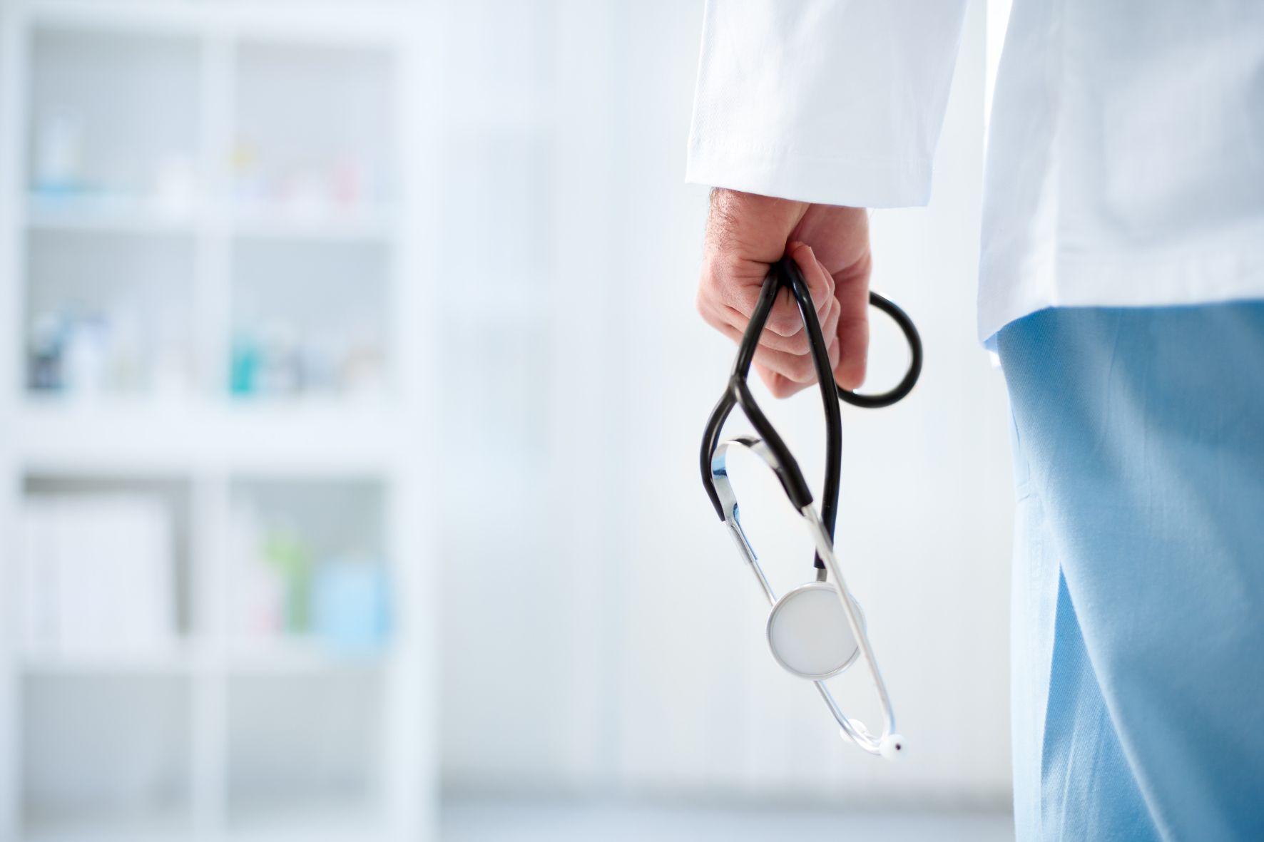 Как работают медучреждения Брестской области в праздники и выходные (декабрь 2025 — январь 2026)