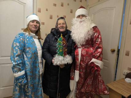 Привезли полезные подарки и хорошее настроение